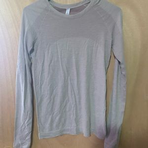 Lululemon long sleeve workout top